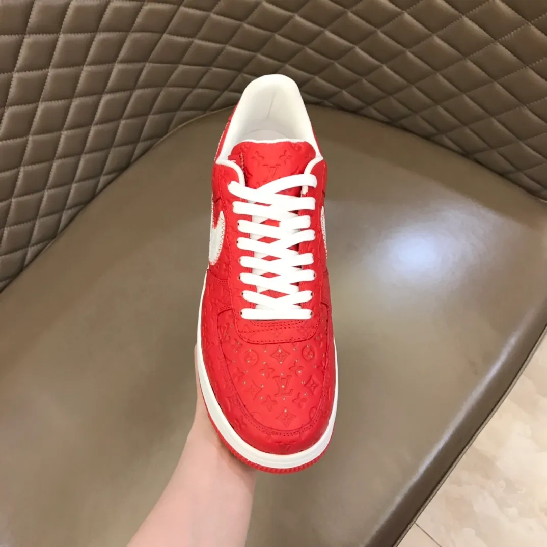 Men's shoes💰p440 "*oui* Vuitto*" x OFF-WHITE x Nike three-party collaboration! Trendy and cool men's casual sports shoes with unrivaled color matching. The design idea basically continues the style of THE TEN. The Swoosh line and tongue label have a very familiar visual effect and are both fashionable and trendy! A must-have for fashionistas! The effect on your feet is absolutely stunning! Size: 38-45
